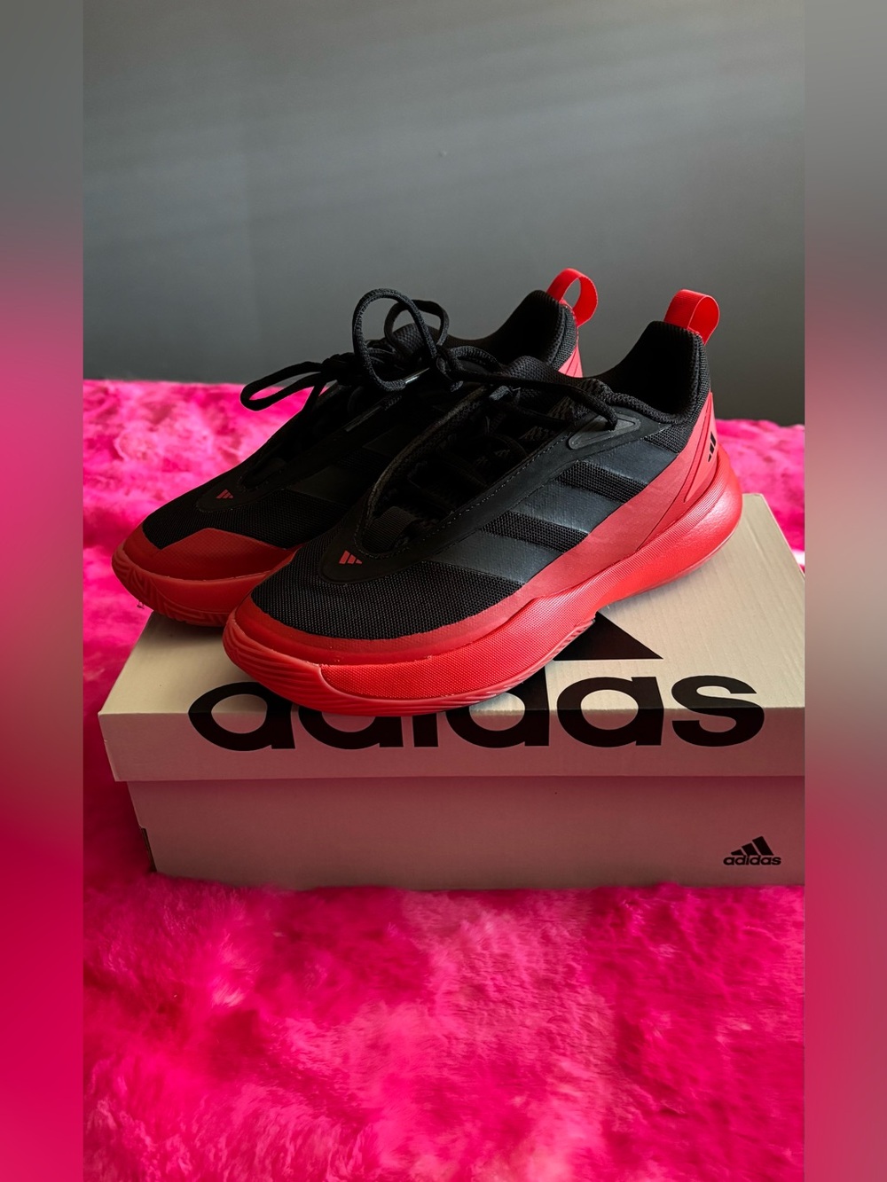 EUC - Youth Adidas Subzone J Basketball Shoes
